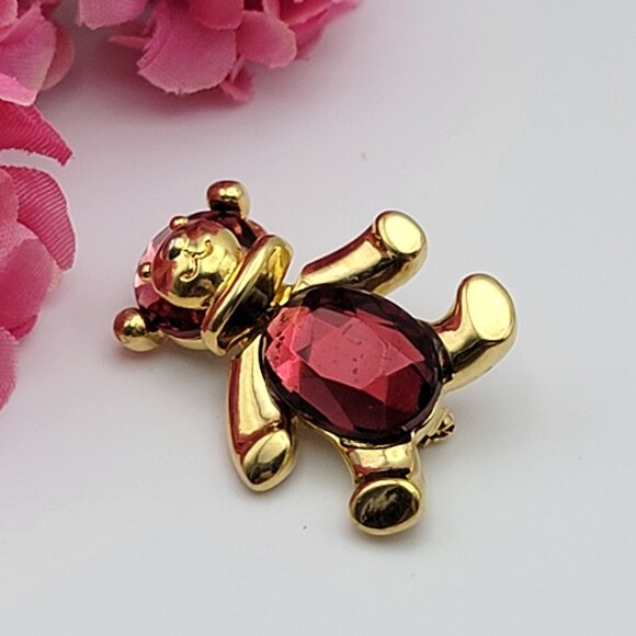 Jewelry - Vintage Red Crystal Jelly Belly Gold Plated Bear Brooch
